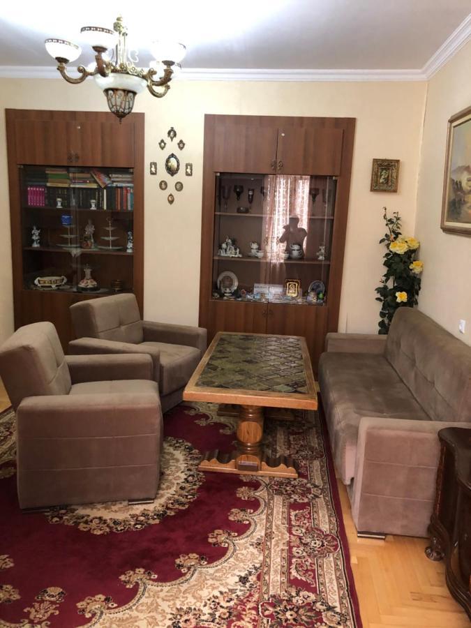 Hotel Aparment On Nano Tbilisi Esterno foto