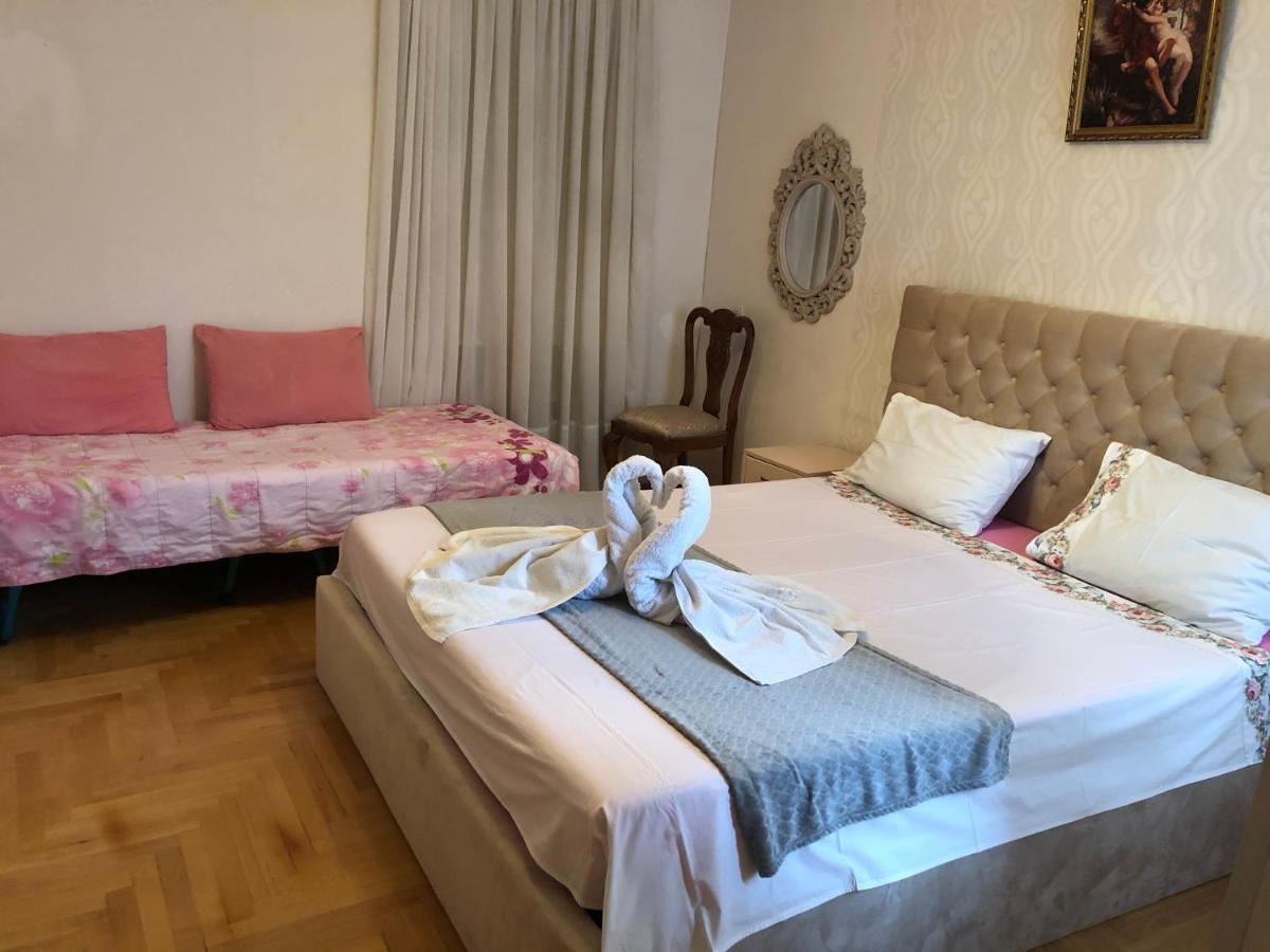 Hotel Aparment On Nano Tbilisi Esterno foto